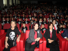 Evrensel Kolej